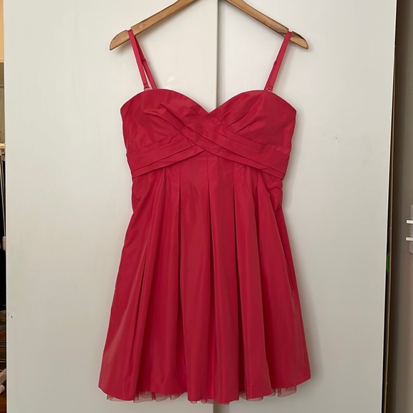 Sateen Pleated Strapless Tulle Taffeta Cocktail Dress - Picture 3 of 13